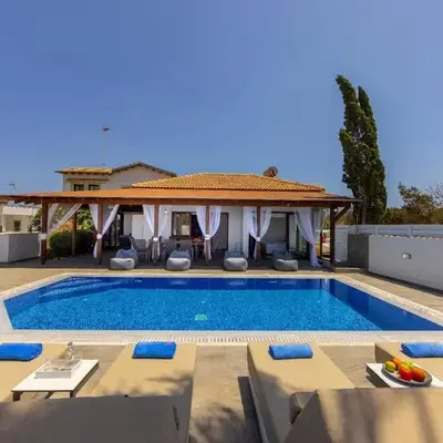 Villa Socrates