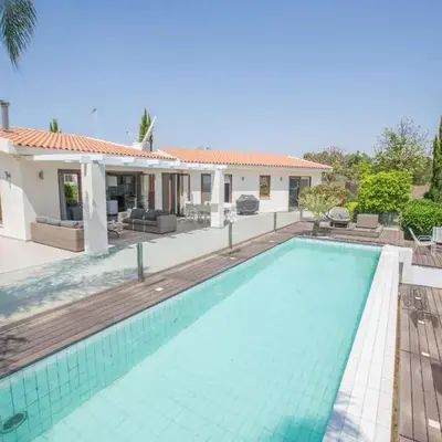 Oscar Domain Villa