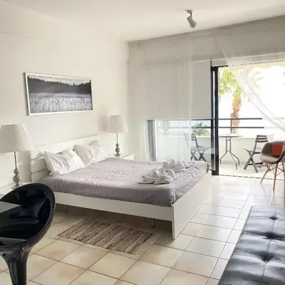 Krasas Beach Apartments