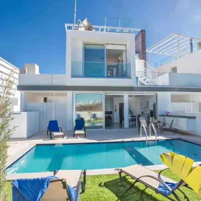 Oli Vine Villas