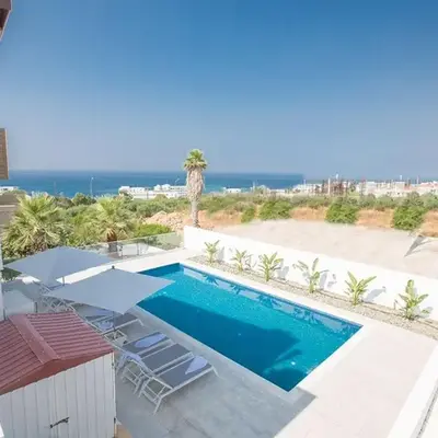 Villa Nepou - Beautiful 4 Bedroom Villa - Located In Ayia Napa