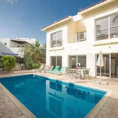 Villa Dafnis Sunshine - Modern 3 Bedroom Central Protaras Villa With Pool