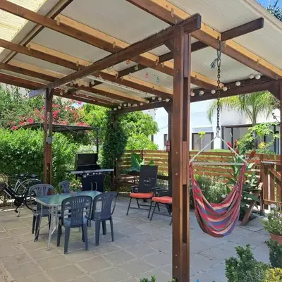 House Near The Beach (Militsa & Aggeliki)