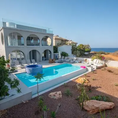 Protaras Art House Seviews