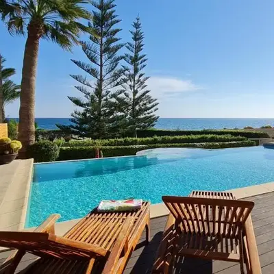 Villa del Mar Heated pool