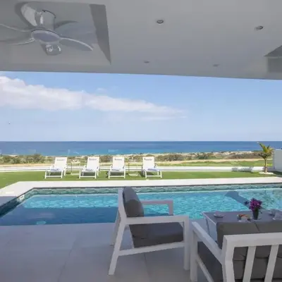Artizan Seafront Villa 5