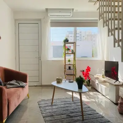 Pink Flamingo 1-BR apartment in Larnaca
