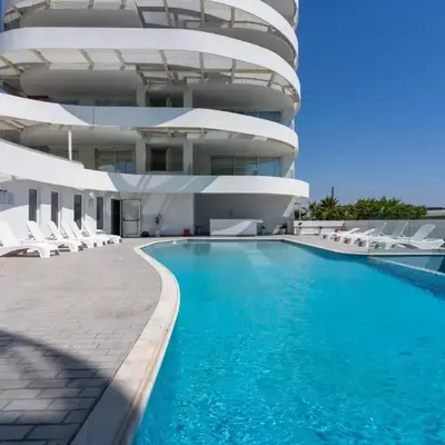 Oyster 1-BR Apt in Larnaca