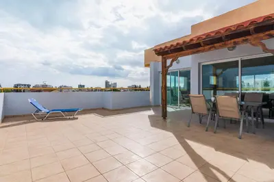Gallery image of Melograno 2-BR Apt & Terrace in Larnaca in Larnaka