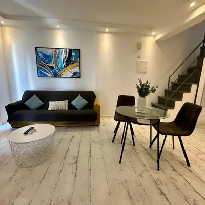 1-bedroom duplex 100m by the sea