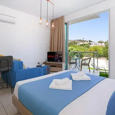 MERYL - Coralli Beachfront Apartment