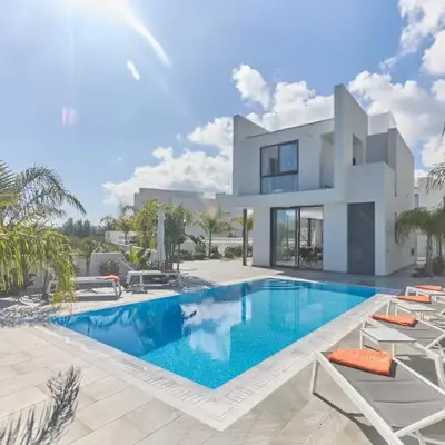 Almaria Villas