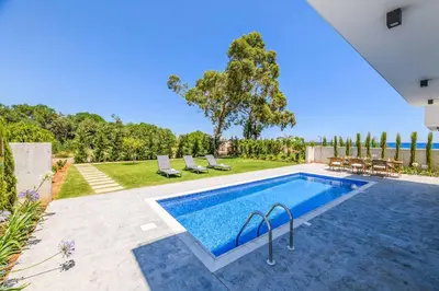 Gallery image of By the Beach Sea Pearl in Paralimni