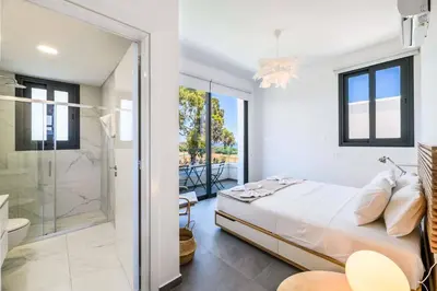 Gallery image of By the Beach Sea Pearl in Paralimni