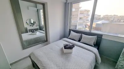Gallery image of Coastal Chic: Luxury Apt in the Heart of the City! with Smart TV! in Larnaka